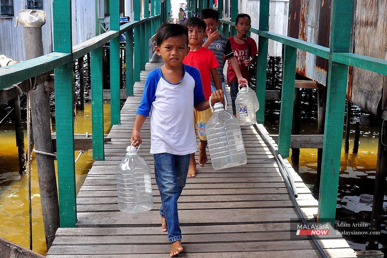 The watery problem of Sabah’s water villages MalaysiaNow