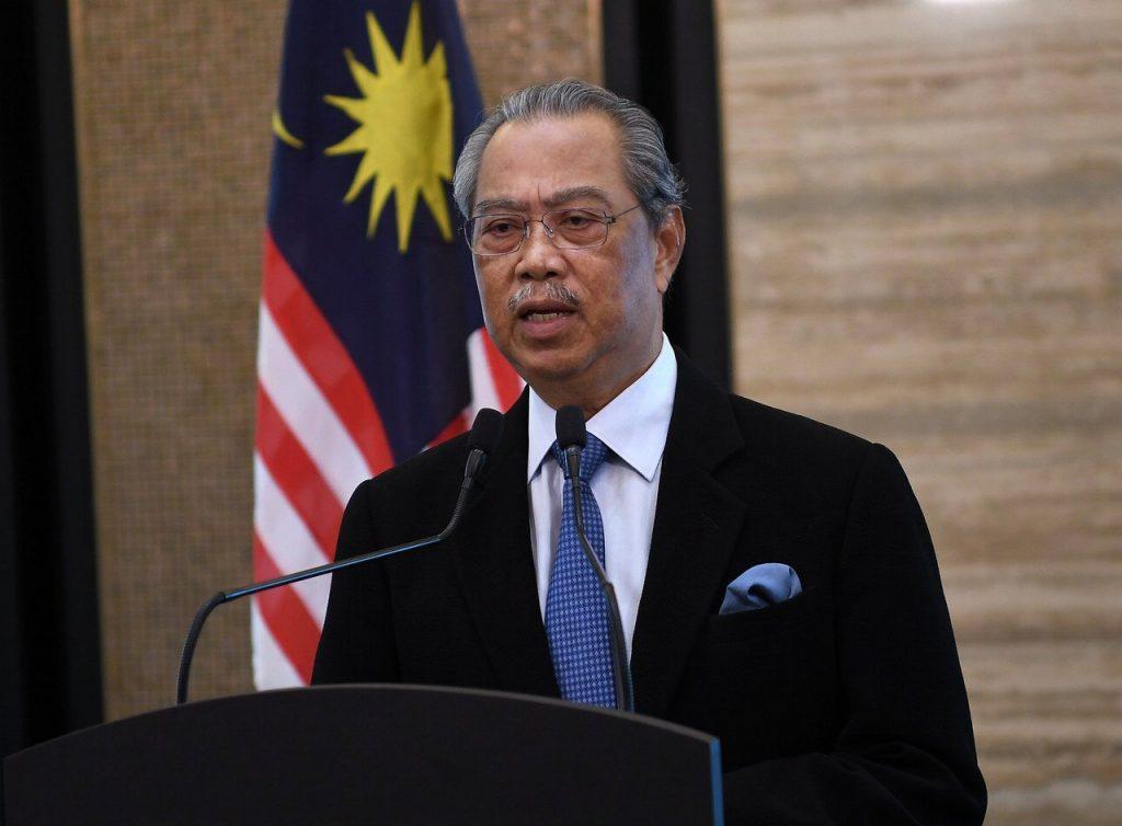 Muhyiddin Yassin memiliki populariti melebihi pemimpin-pemimpin utama lain termasuk Anwar Ibrahim, dan Ahmad Zahid Hamidi. Gambar: Bernama