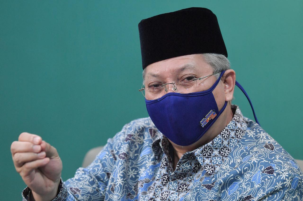 Federal Territories Minister Annuar Musa. Photo: Bernama