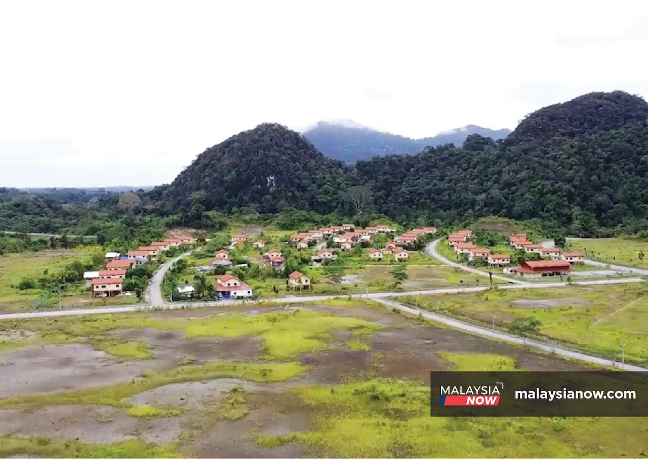 An aerial view of the Bengoh Resettlement Scheme in Padawan, Sarawak, where some 200 Bidayuh families relocated several years ago.