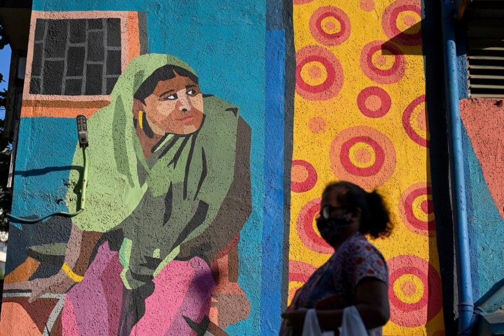 323N4N9-preview-1024x683