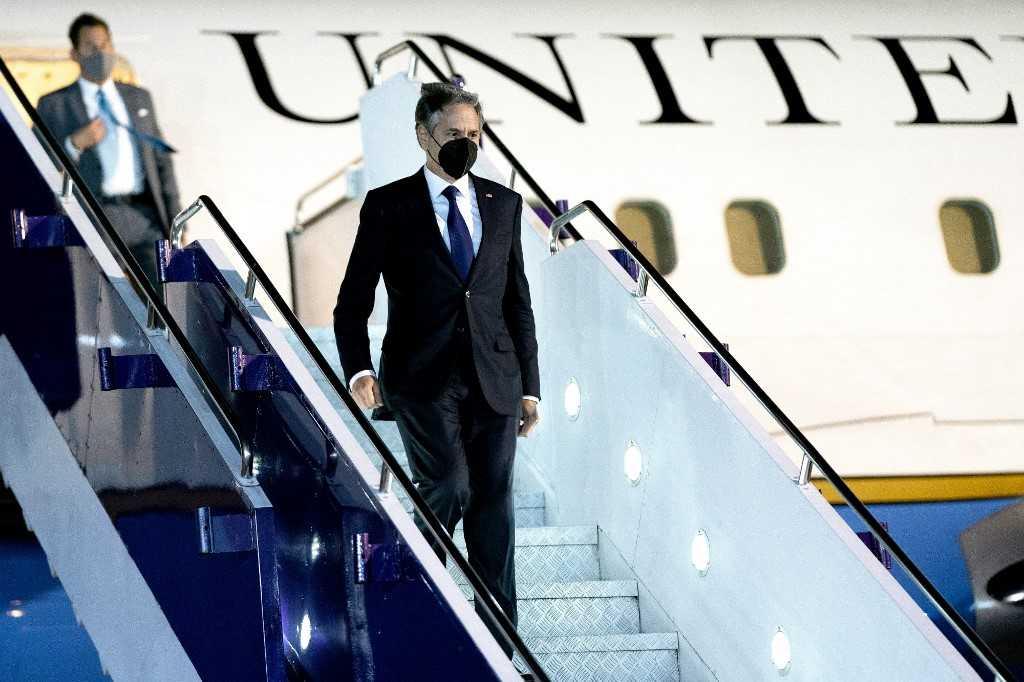US Secretary of State Antony Blinken disembarks his airplane at Bangkok Don Mueang International Airport in Bangkok on July 9. Photo: AFP