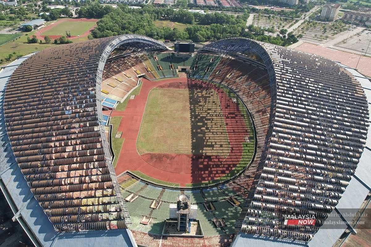 An aerial view of Stadium Shah Alam in Shah Alam, the capital of Selangor. Originally meant to be the official home of Selangor's football club the Red Giants, it is now in a state of disrepair due to a lack of maintenance. 