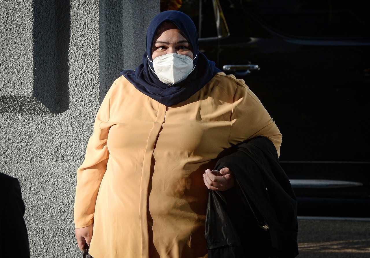 Pengasas Rumah Bonda Siti Bainun Ahd Razali di Kompleks Mahkamah Kuala Lumpur hari ini. Gambar: Bernama