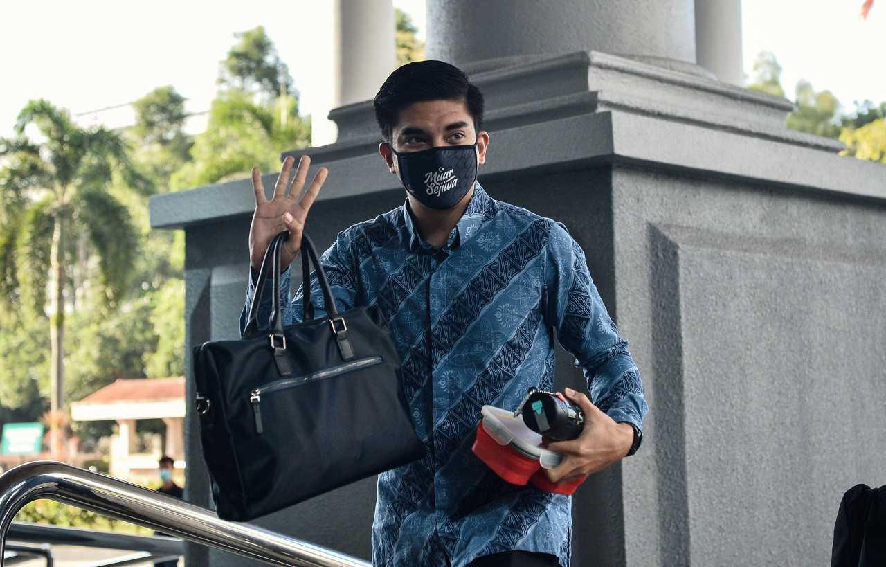 Muar MP Syed Saddiq Syed Abdul Rahman arrives at the Kuala Lumpur court complex on July 6. Photo: Bernama