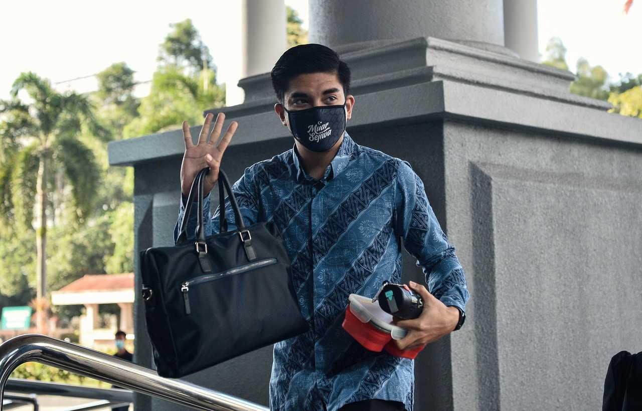 Ahli Parlimen Muar Syed Saddiq Syed Abdul Rahman di Kompleks Mahkamah Kuala Lumpur Julai lalu. Gambar: Bernama