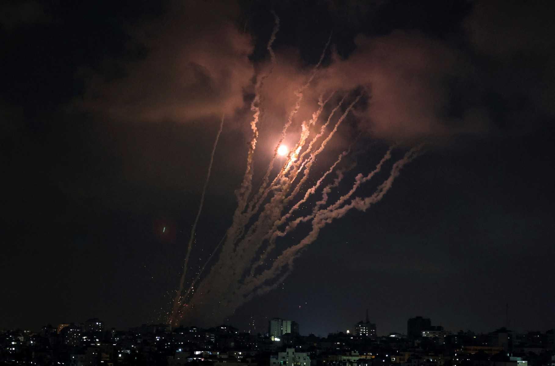 A salvo of rockets is fired from Gaza City toward Israel, on Aug 6. Photo: AFP
