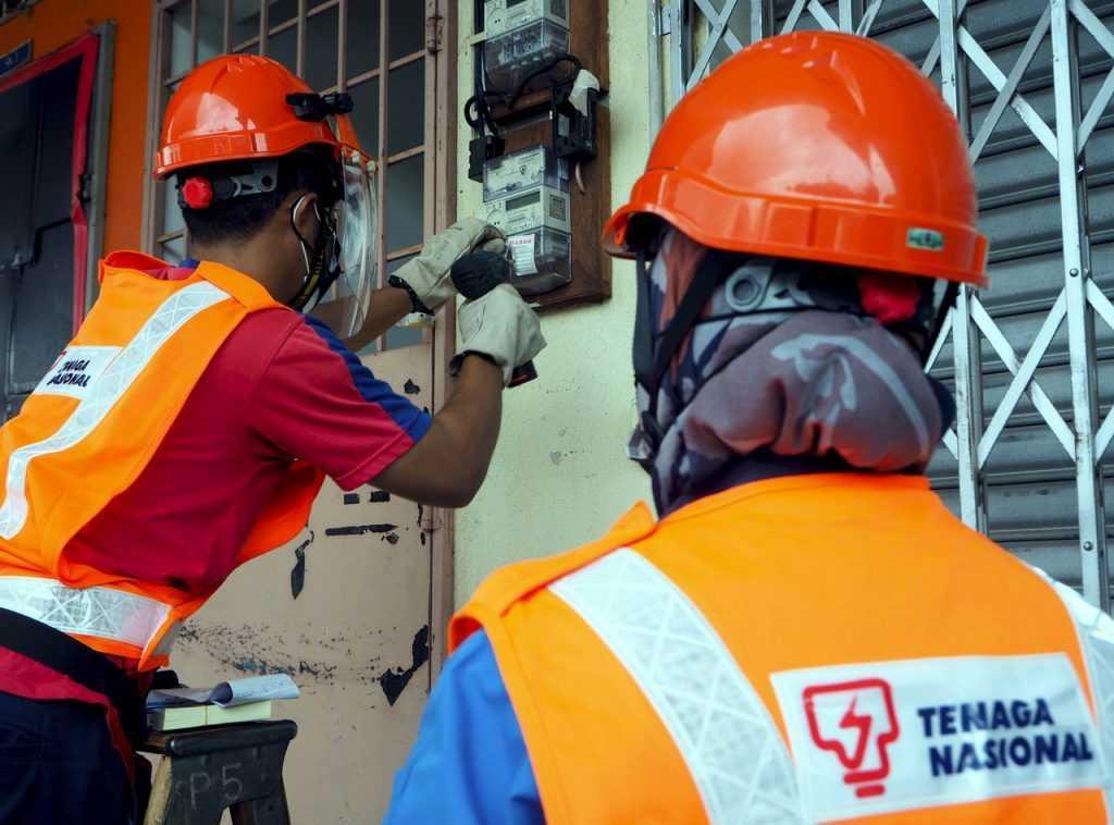 Tenaga Nasional Bhd says it has met with the Energy Commission and representatives from the energy and natural resources ministry regarding the power outage on July 27 which affected about a million consumers. Photo: Bernama