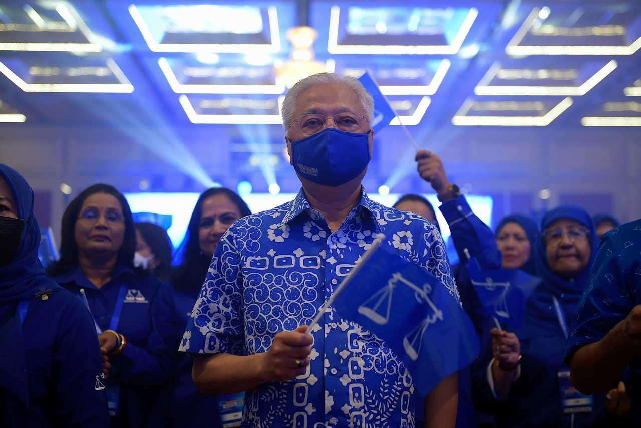 Perdana Menteri Ismail Sabri Yaakob hadir di konvensyen pergerakan Wanita Barisan Nasional semalam di Pusat Dagang Dunia Kuala Lumpur. Gambar: Bernama