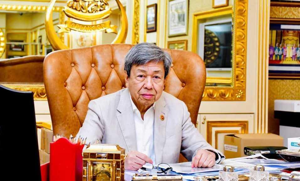 Sultan Selangor Sultan Sharafuddin Idris Shah. Gambar: Facebook