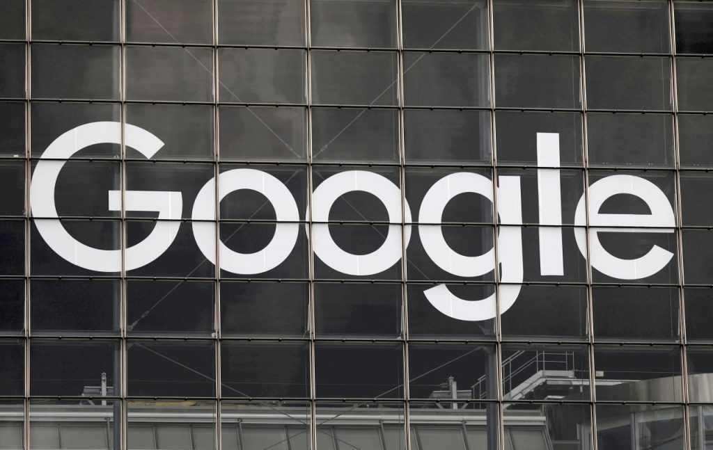 In a statement, the Personal Information Protection Commission says it has fined Google US$50 million and Meta US$22 million. Photo: Reuters