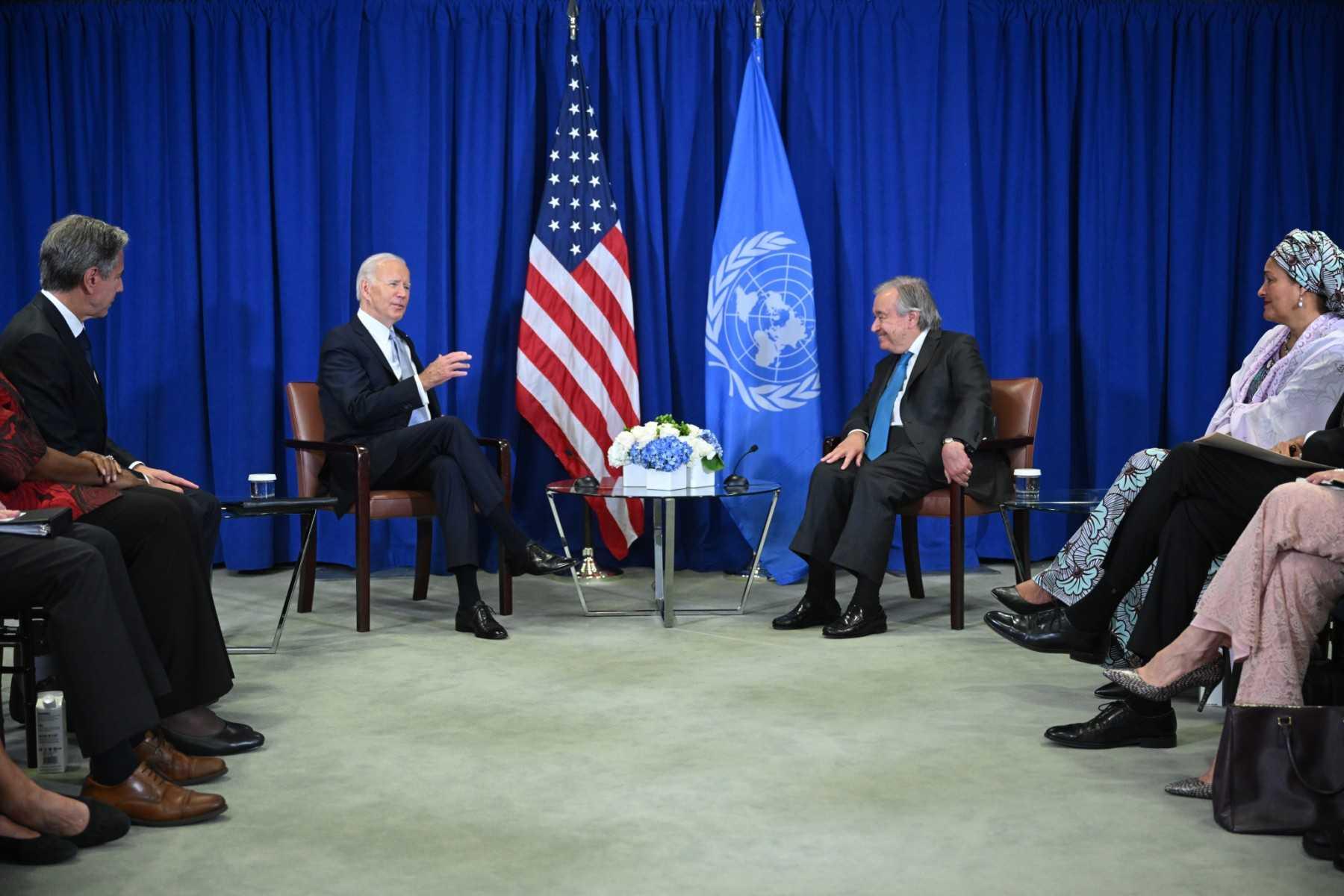 Presiden Amerika Syarikat Joe Biden dan Setiausaha Agung PBB Antonio Guterres turut berbincang mengenai Perjanjian Bijian Laut Hitam bersama Rusia dalam sesi Perhimpunan Agung Pertubuhan Bangsa-Bangsa Bersatu ke-77 di New York. Gambar: AFP