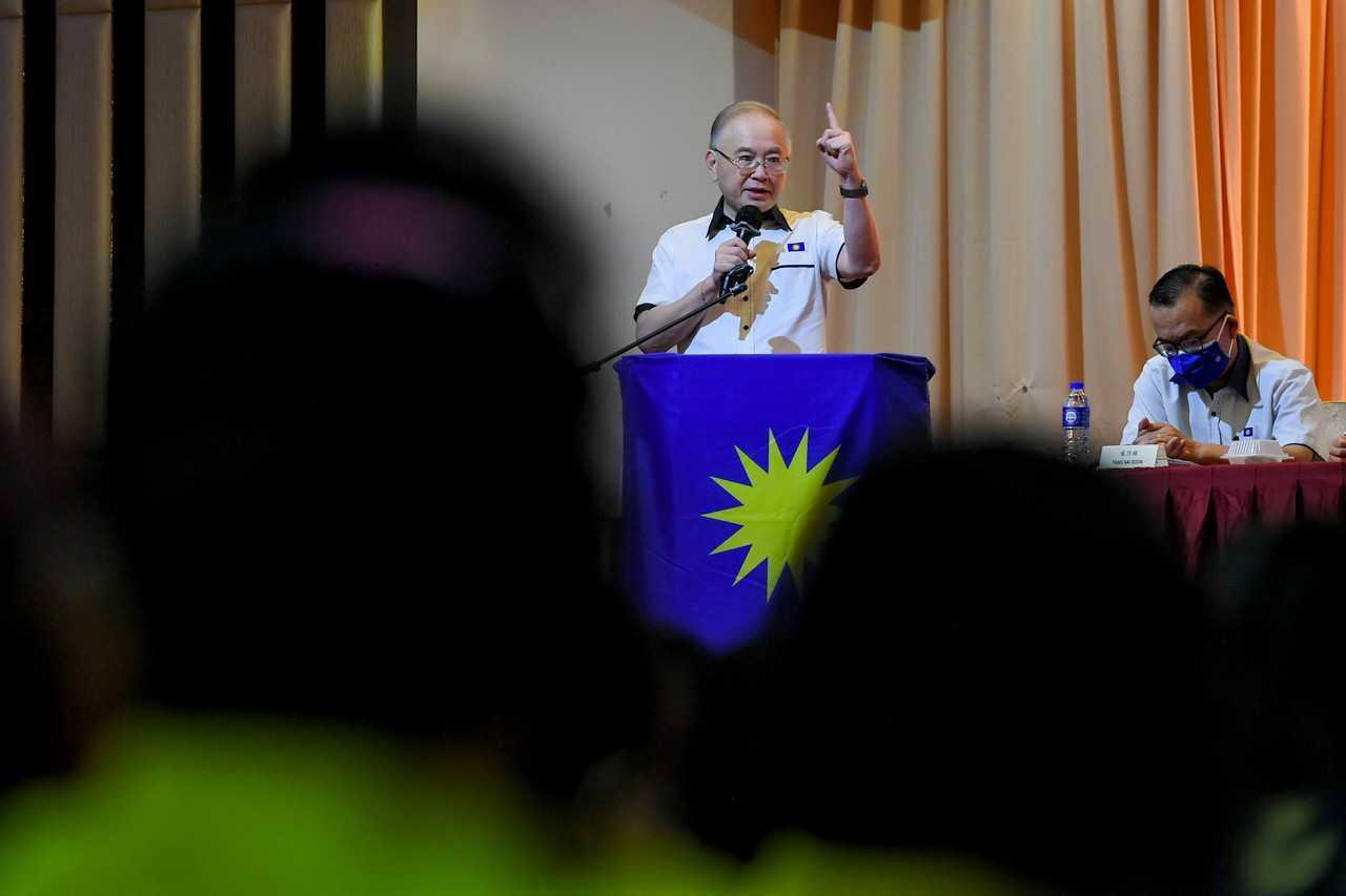 Presiden MCA Wee Ka Siong. Gambar: Bernama