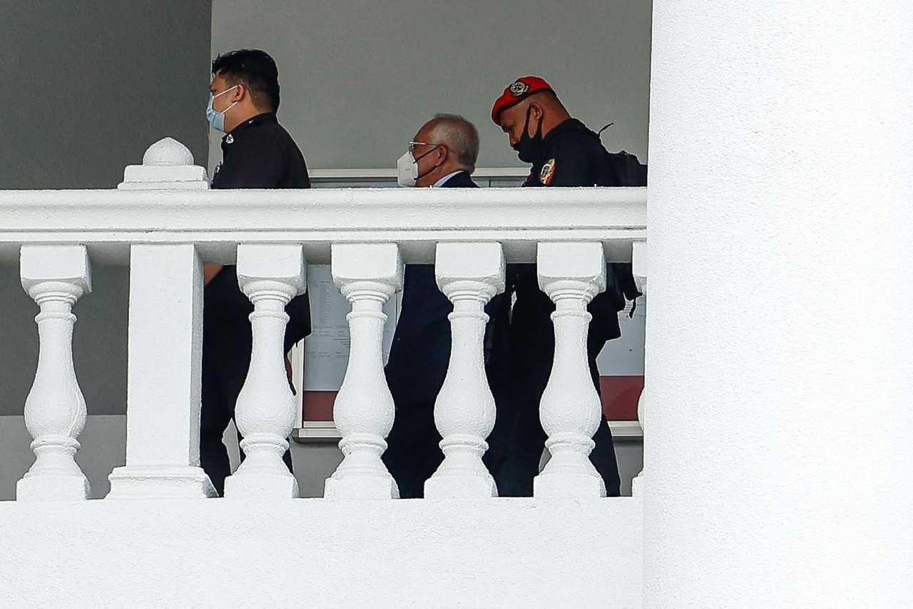 Former prime minister Najib Razak arrives at the Kuala Lumpur court complex today. Photo: Bernama
