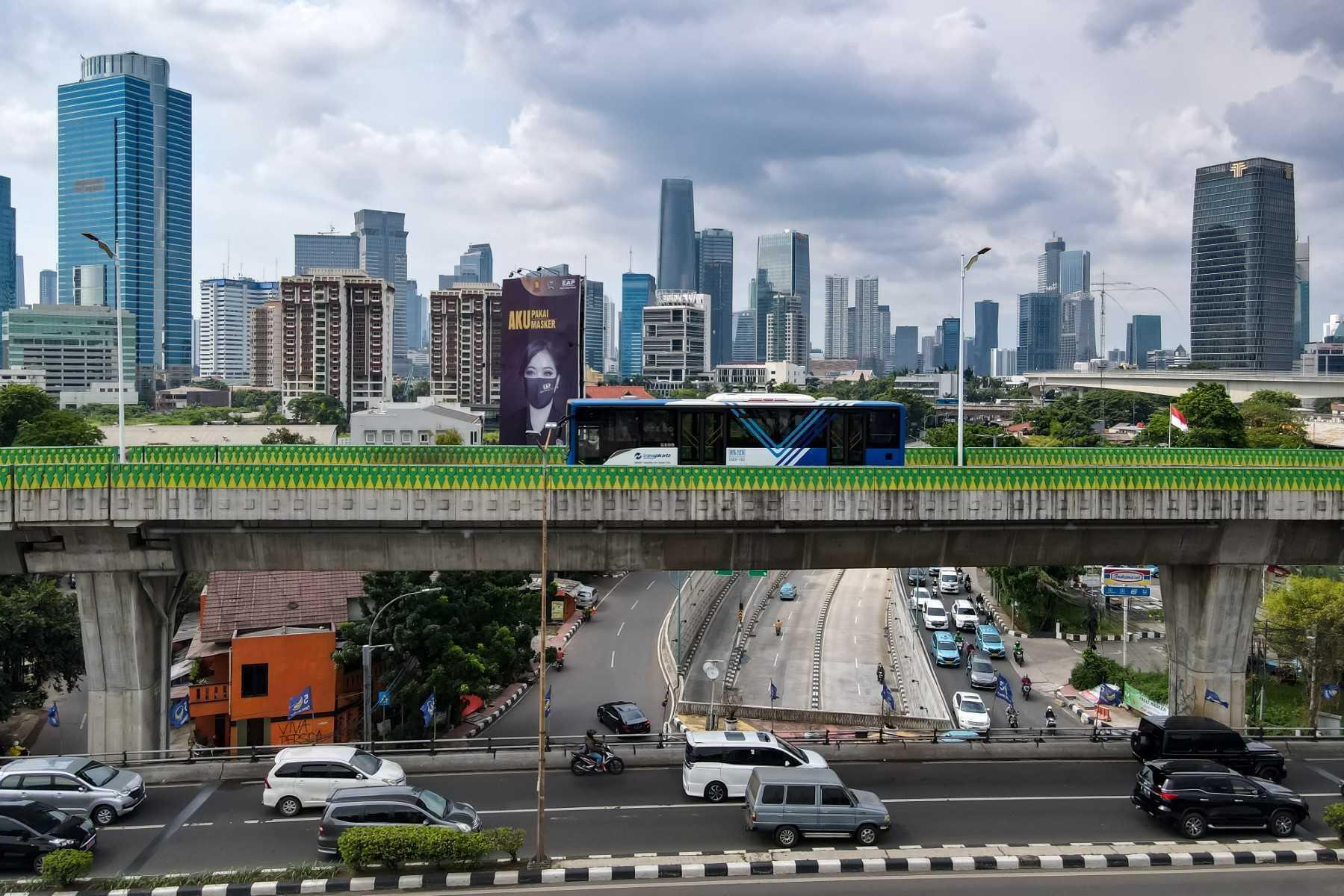 This aerial picture shows motorists commuting in Jakarta on Sept 15, 2021. Photo: AFP