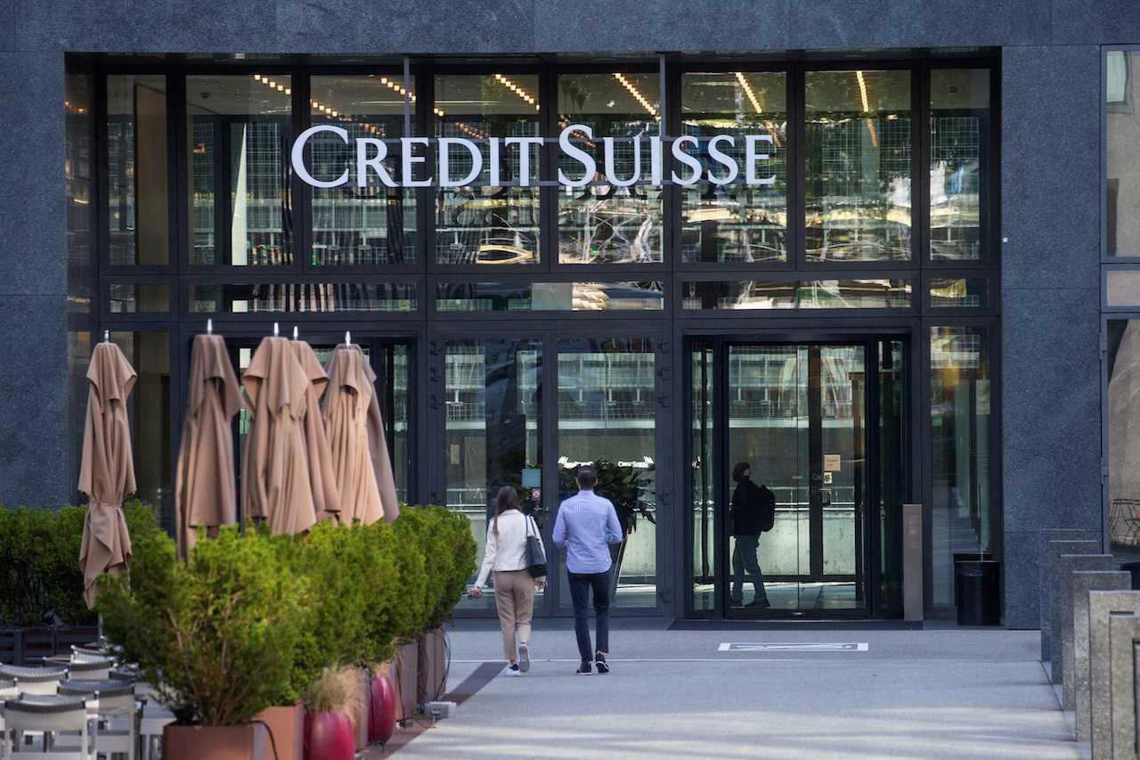 The logo of Swiss bank Credit Suisse is seen at an office building in Zurich, Switzerland, Sept 2. Photo: Reuters