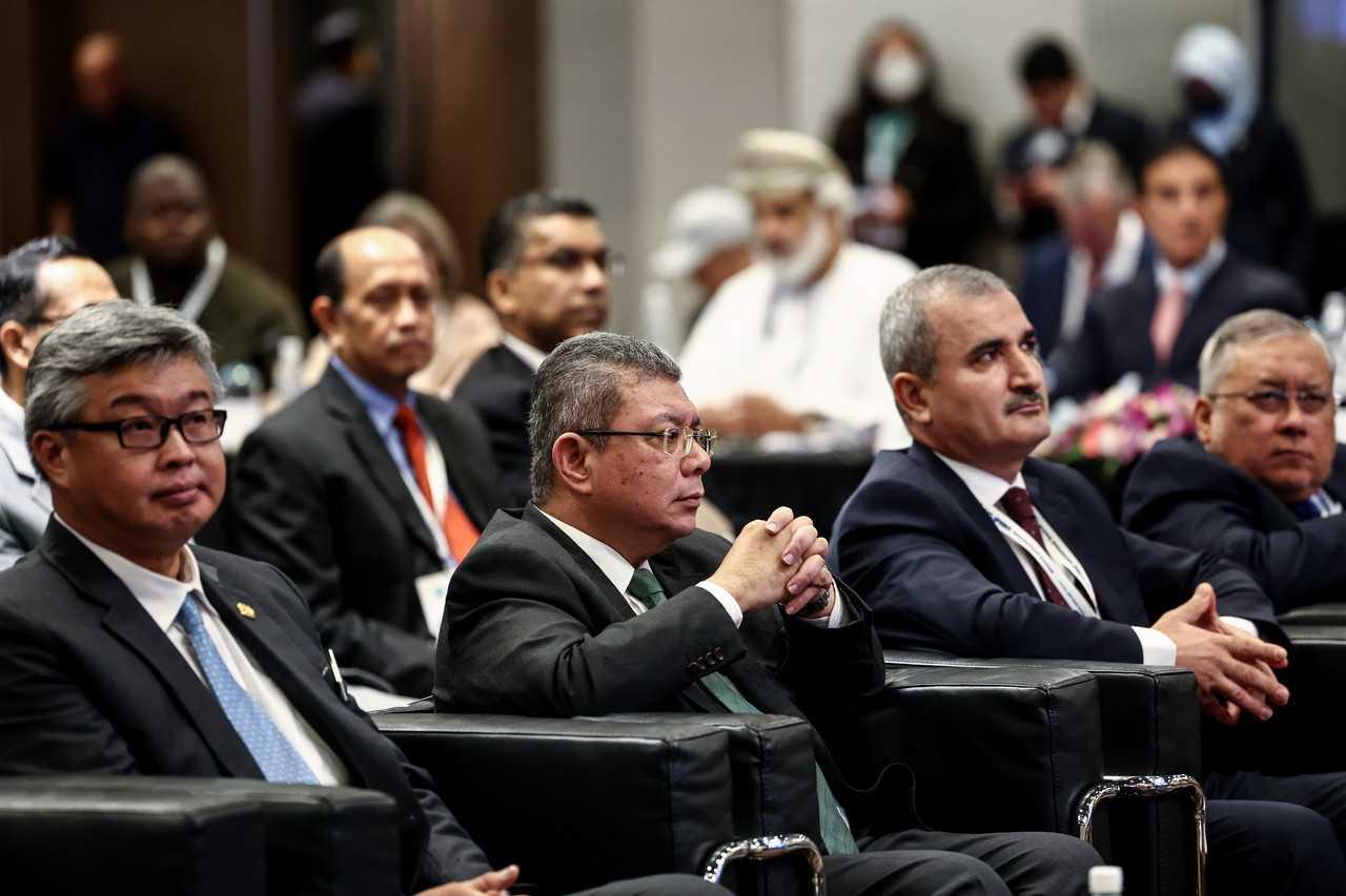 Foreign Minister Saifuddin Abdullah (second left) attends the 8th OIC-Independent Permanent Human Rights Commission International Seminar in Sepang today. Photo: Bernama
