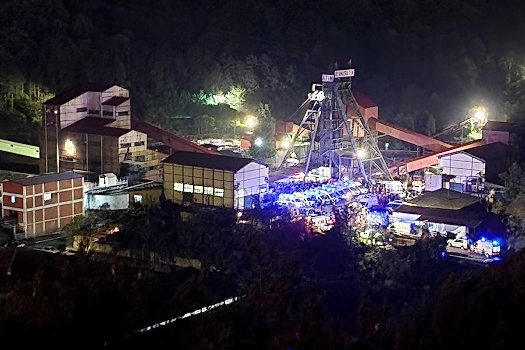 Ambulances and firefighters arrive at the site of an explosion that occurred at a coal mine in Bartin, northern Turkey, on Oct 14. Photo: AFP