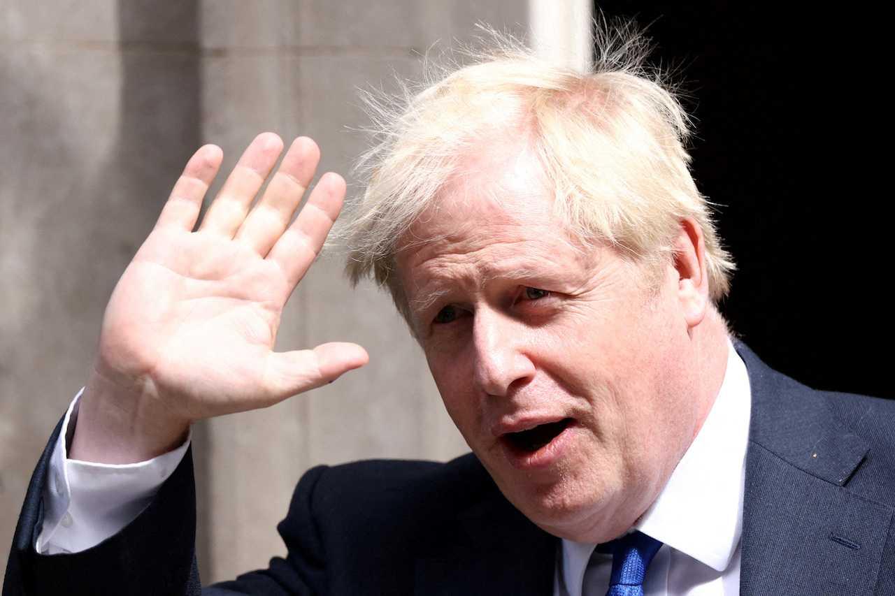 Former British prime minister Boris Johnson walks at Downing Street in London, Britain, July 6. Photo: Reuters