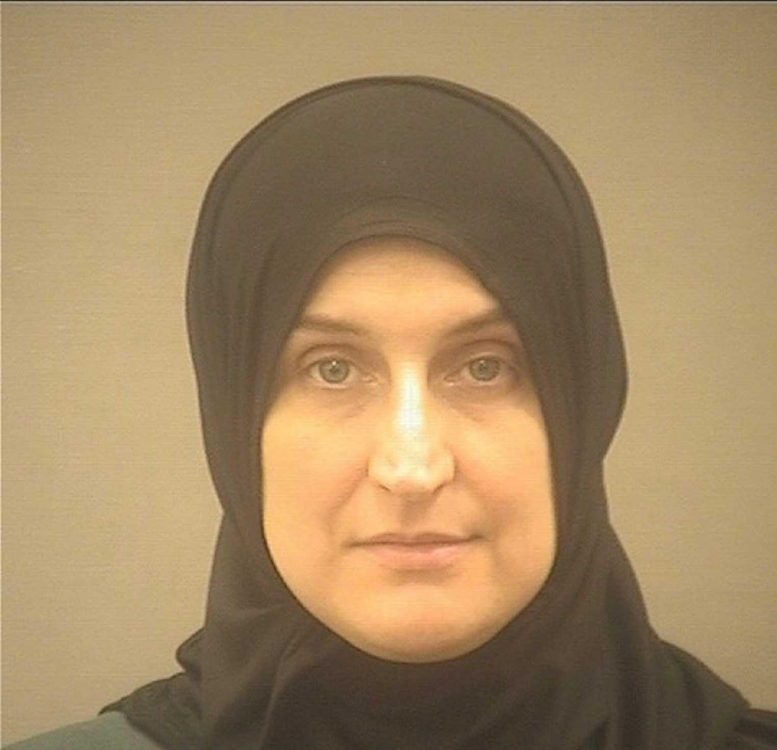 Allison Fluke-Ekren, 42, berasal dari Kansas, AS mengaku menubuhkan unit khas wanita Daesh yang memberikan latihan menggunakan senjata api dan bom. Gambar: AFP
