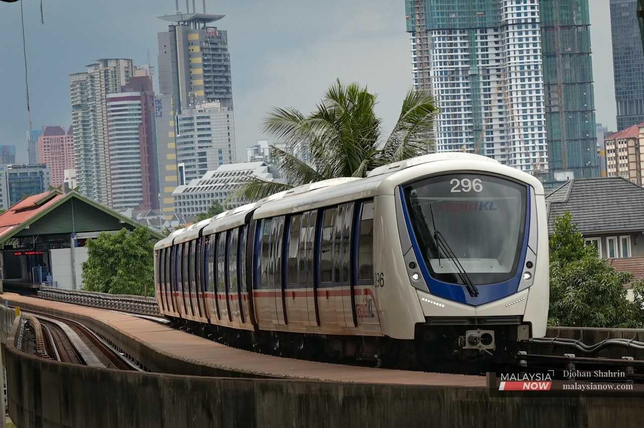 Part of the LRT service on the Kelana Jaya route has been suspended, involving 16 stations from the Kelana Jaya to the Ampang Park stations.
