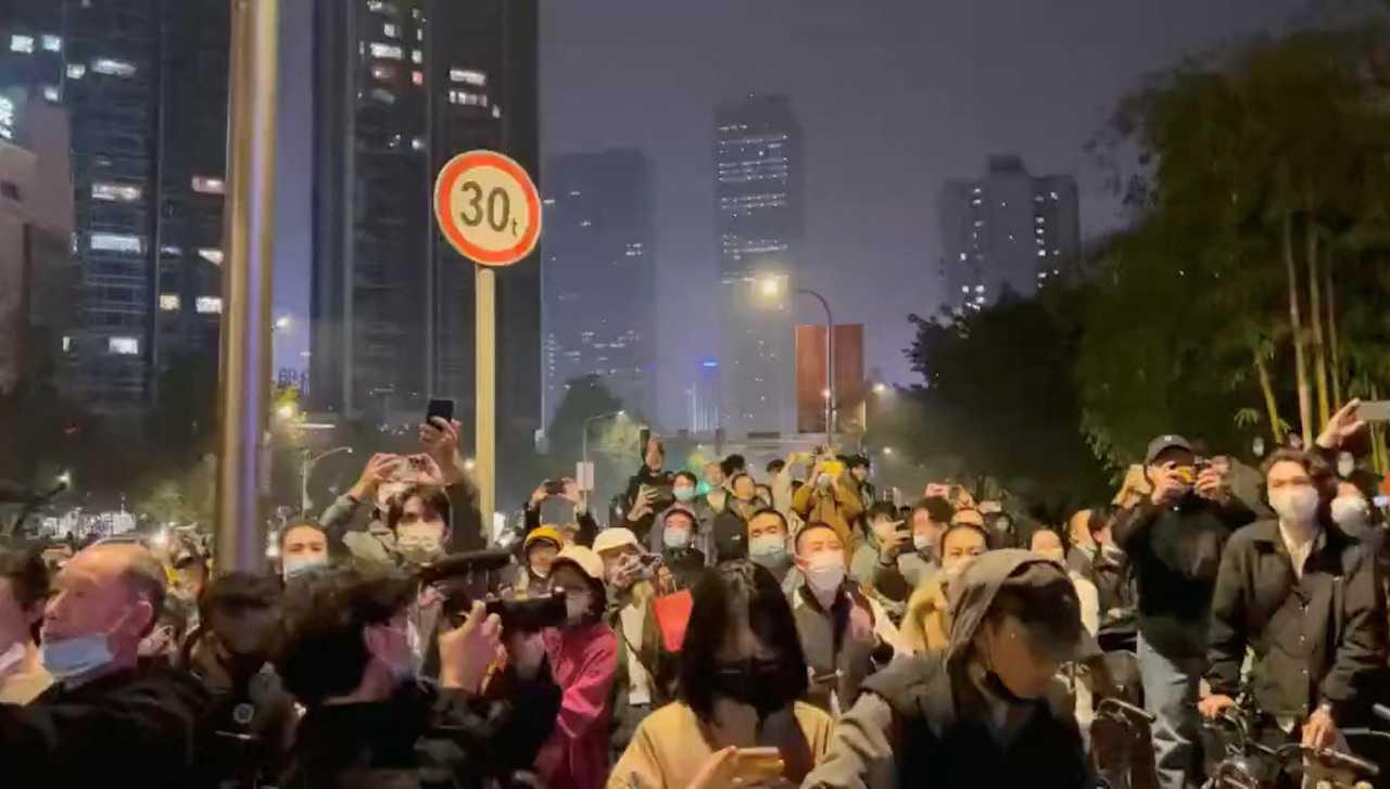 Protesters chant slogans in support of freedom of speech and the press, amid broader nationwide unrest due to Covid-19 lockdown policies, in Chengdu, China, in this still image obtained from undated social media video released Nov 27. Photo: Reuters