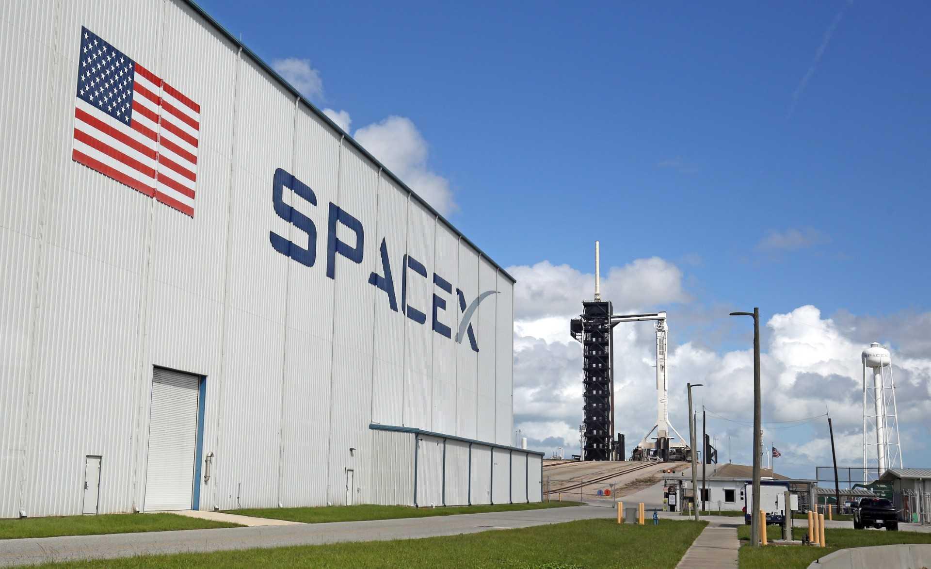 A view of the SpaceX processing facility and launch pad 39A and their Falcon 9 rocket with Crew Dragon capsule, at the Kennedy Space Center in Florida on Oct 4. Photo: AFP
