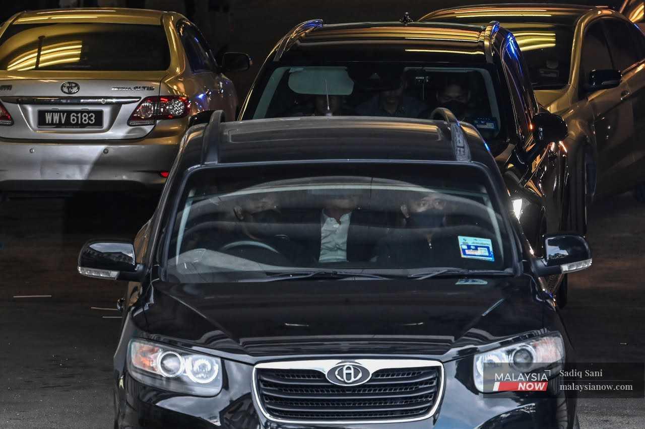 A black SUV transports Najib Razak to Kajang Prison after the apex court upholds his conviction and sentence for the misappropriation of RM42 million in SRC International funds on Aug 23. 