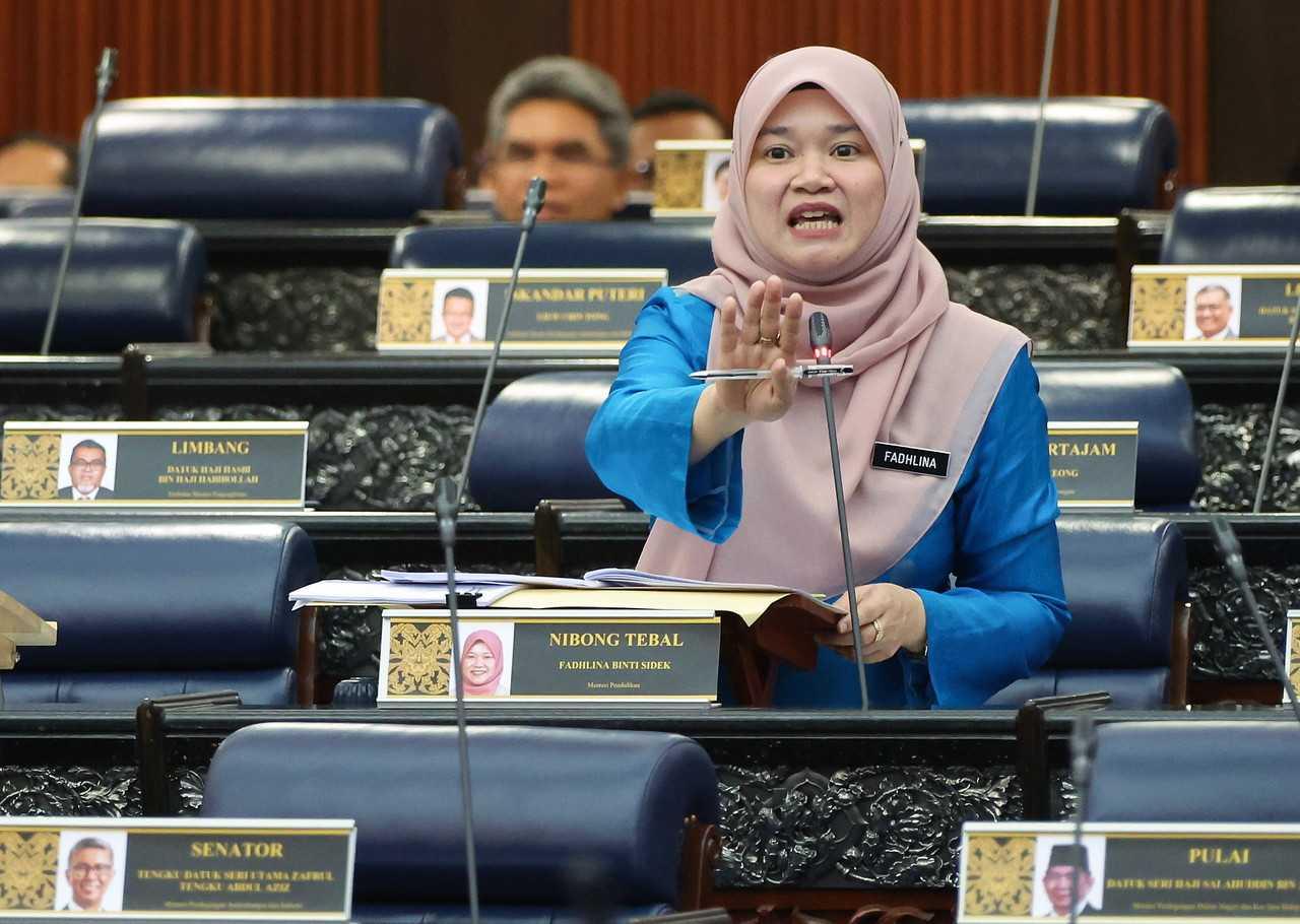 Education Minister Fadhlina Sidek gives her winding-up speech on the royal address in the Dewan Rakyat, Feb 23. Photo: Bernama