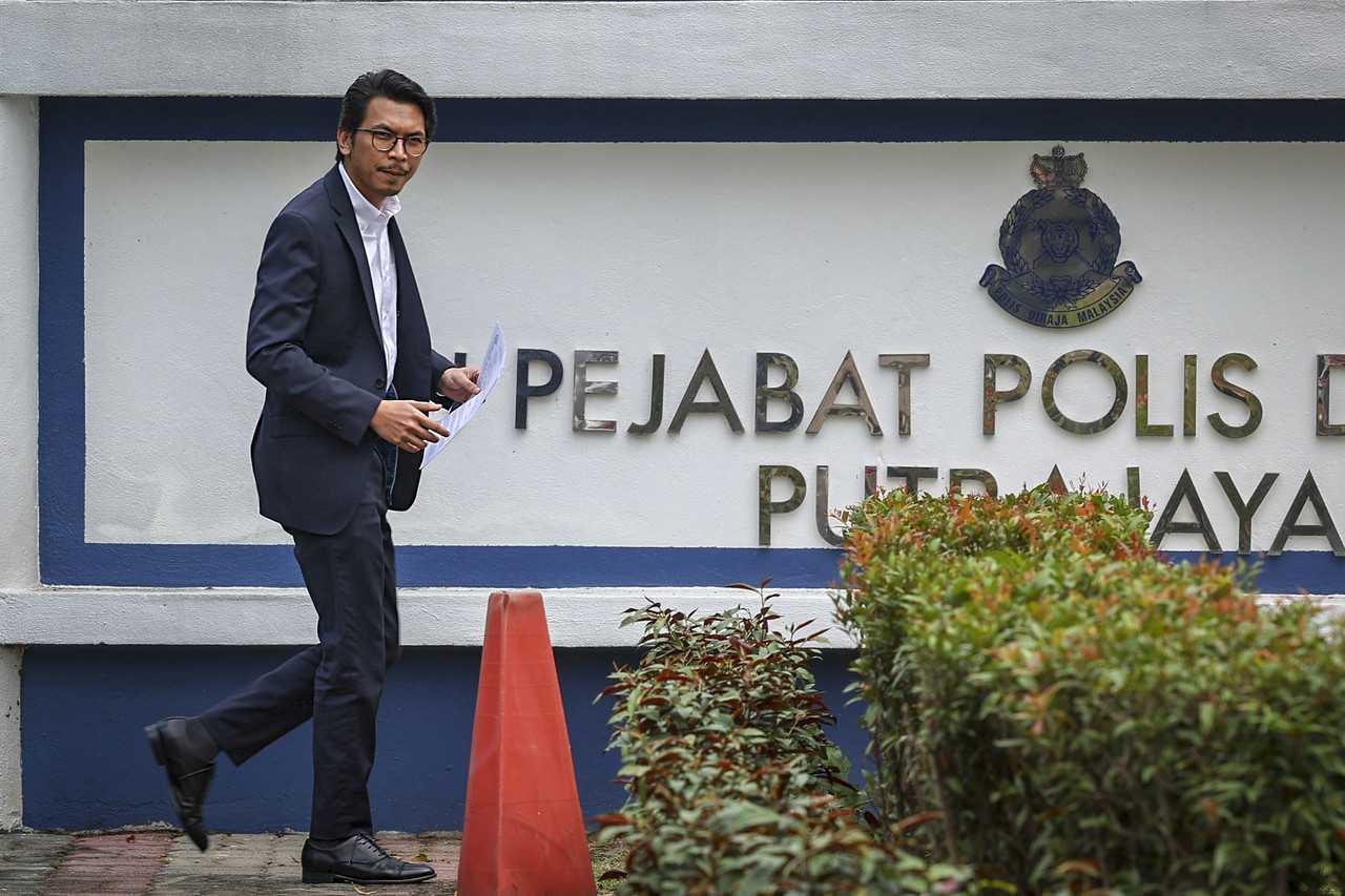 Muhammad Kamil Abdul Munim, the political secretary to the finance minister, at the Putrajaya district police headquarters, March 13. Photo: Bernama
