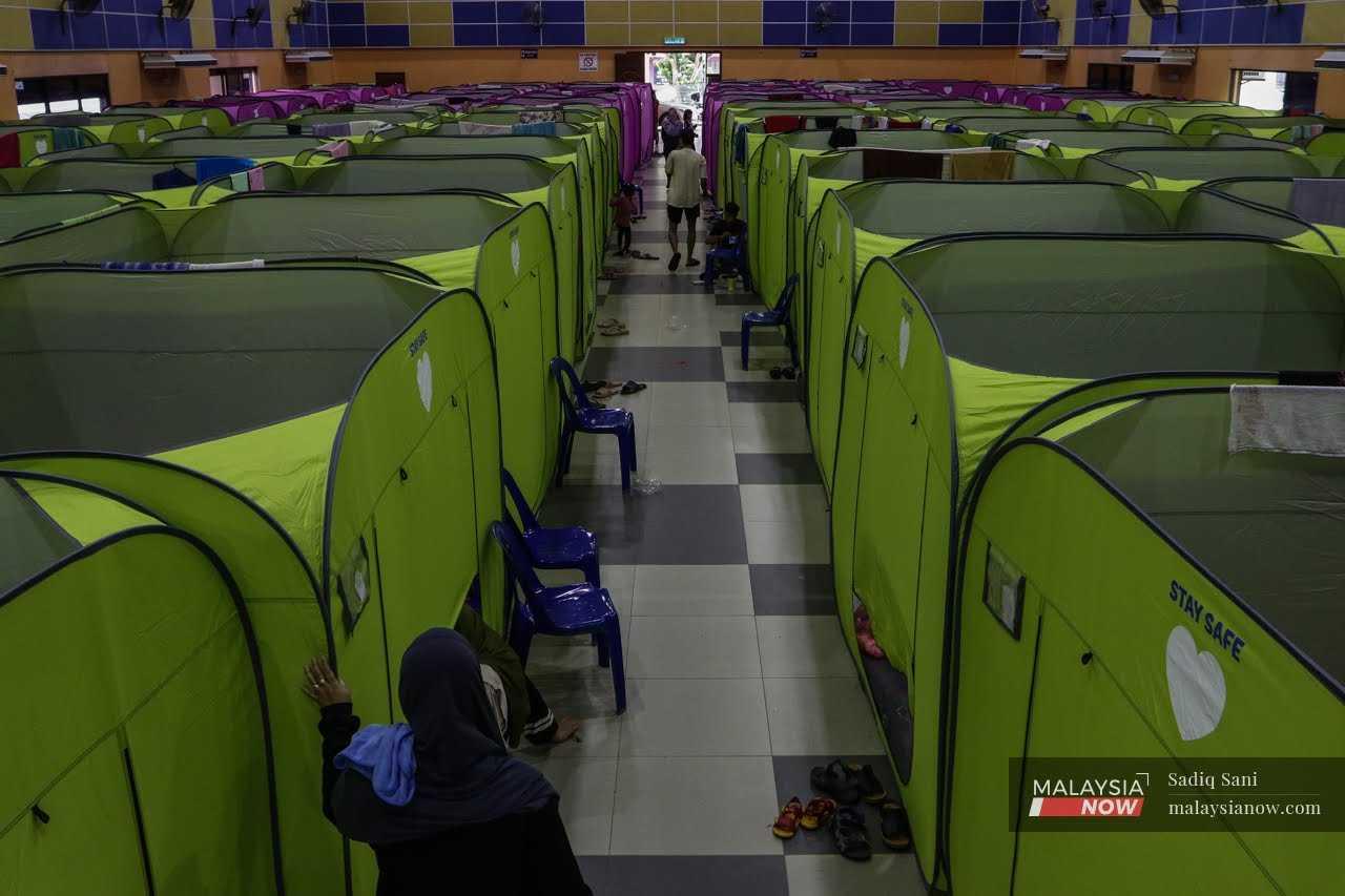 Flood evacuees at a temporary relief centre in Kota Tinggi, Johor.