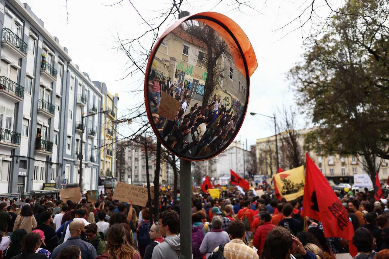 People demonstrate for the right to affordable housing in Lisbon, Portugal, April 1. Photo: Reuters