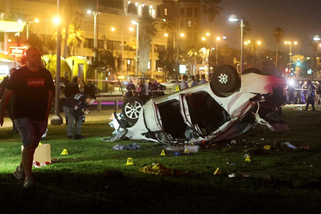 A general view of the scene of an attack in Tel Aviv, Israel, April 7. Photo: Reuters