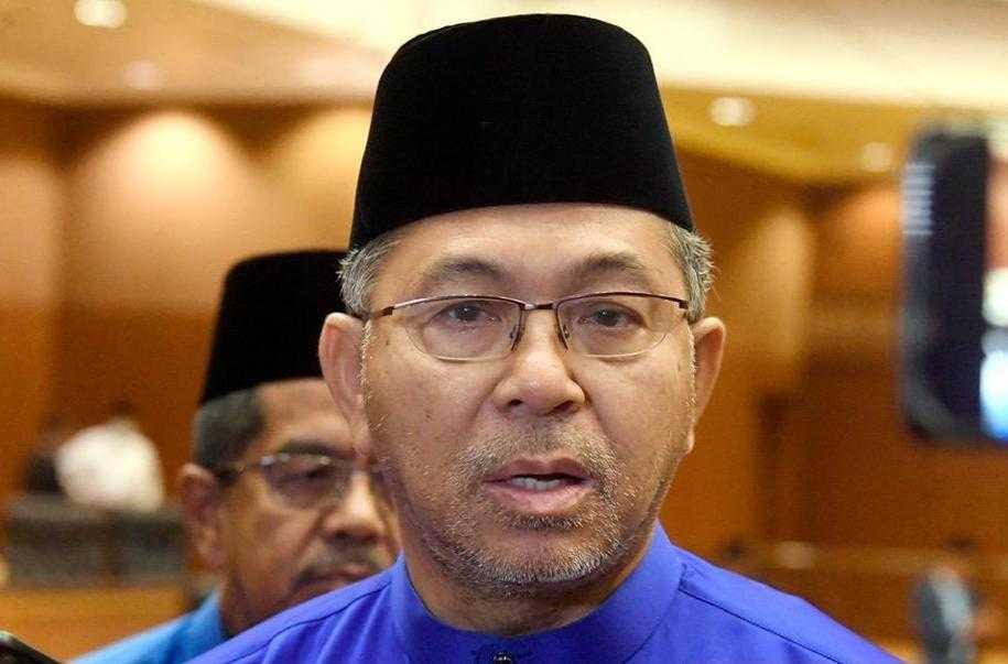 Former Perlis menteri besar Azlan Man. Photo: Bernama