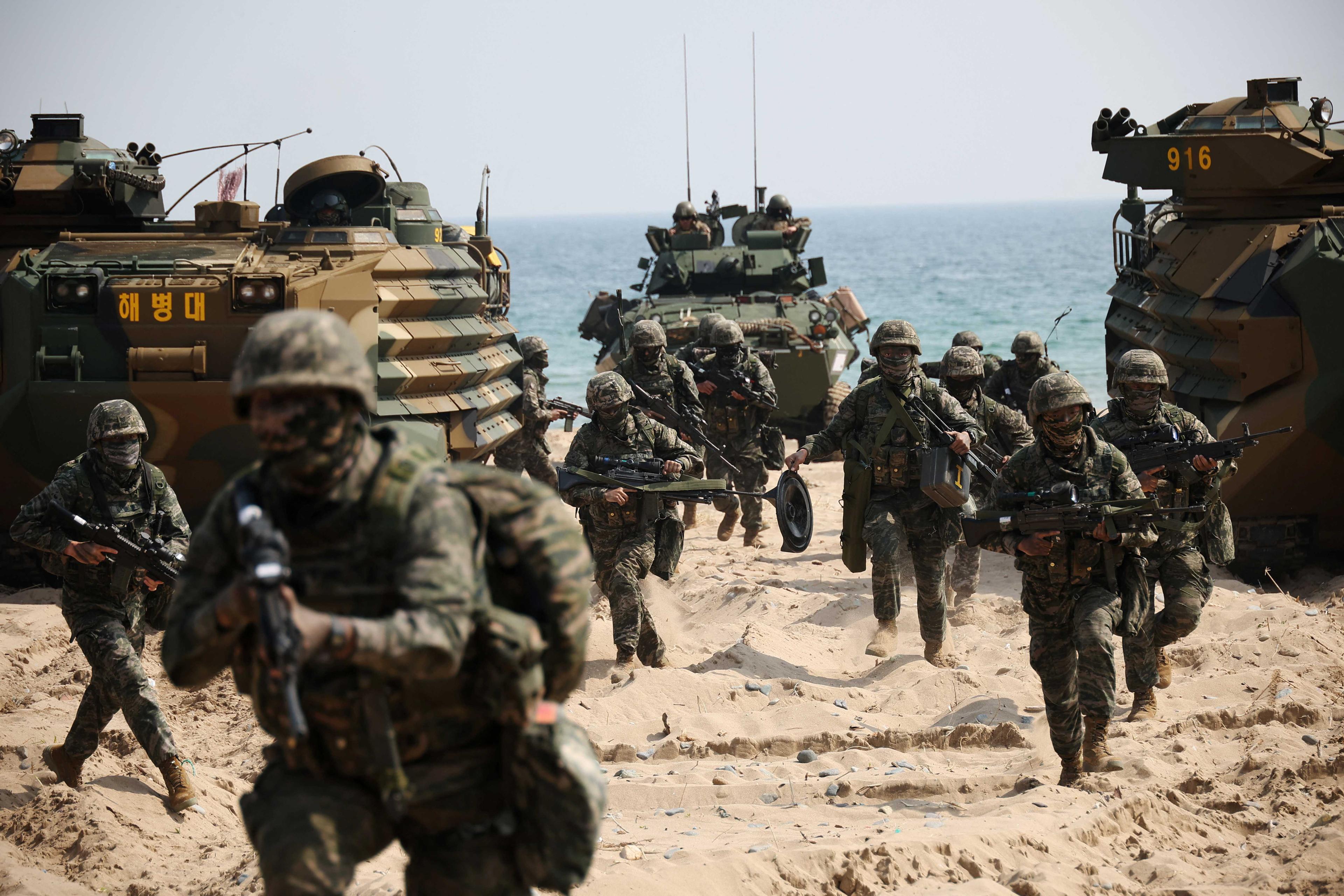 US and South Korea's marines take part in an amphibious landing drill called the 'Ssangyong' exercise, in Pohang, South Korea, March 29. Photo: Reuters