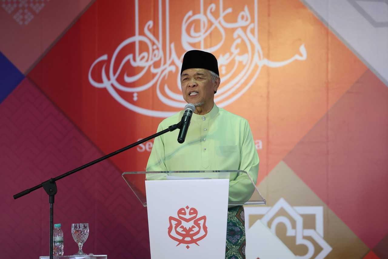 Deputy Prime Minister Ahmad Zahid Hamidi speaks in Kuala Lipis, May 1. Photo: Bernama

