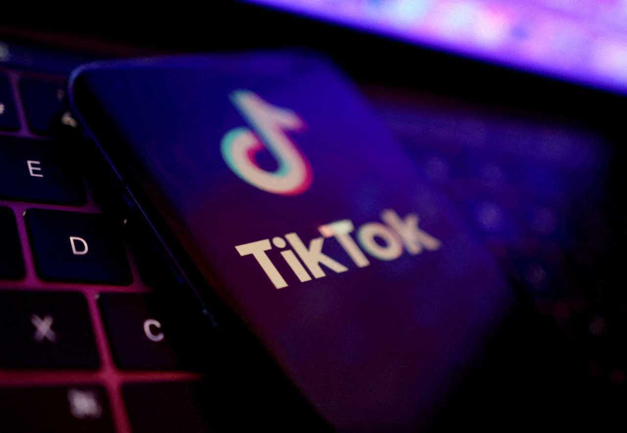 Gambar ilustrasi logo aplikasi TikTok pada 22 Ogos 2022. Gambar: Reuters