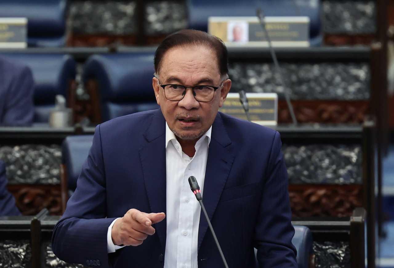 Prime Minister Anwar Ibrahim during the question-and-answer session in the Dewan Rakyat today. Photo: Bernama