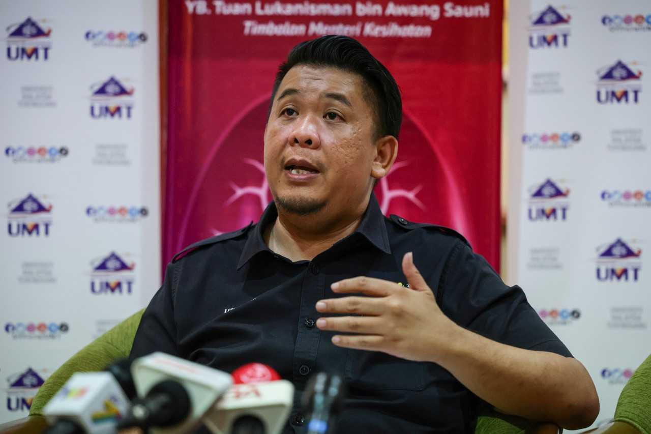 Deputy Health Minister Lukanisman Awang Sauni. Photo: Bernama