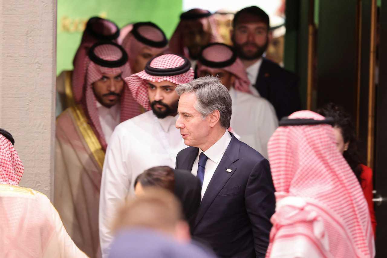 US Secretary of State Antony Blinken looks on, as he attends a joint press conference with Saudi Foreign Minister Faisal Bin Farhan, at the Intercontinental Hotel in Riyadh, Saudi Arabia, June 8. Photo: Reuters