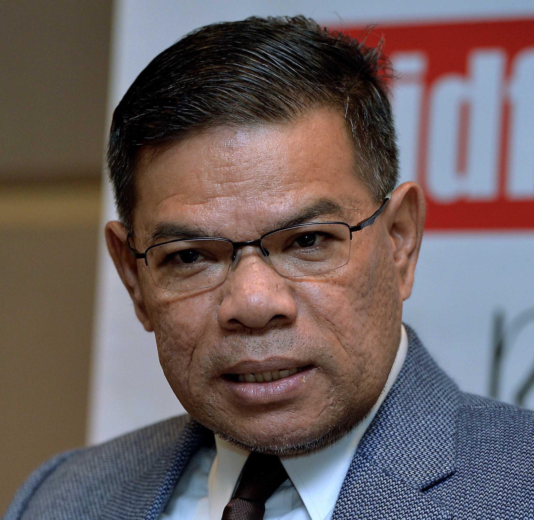 Menteri Dalam Negeri Saifuddin Nasution Ismail. Gambar: Bernama