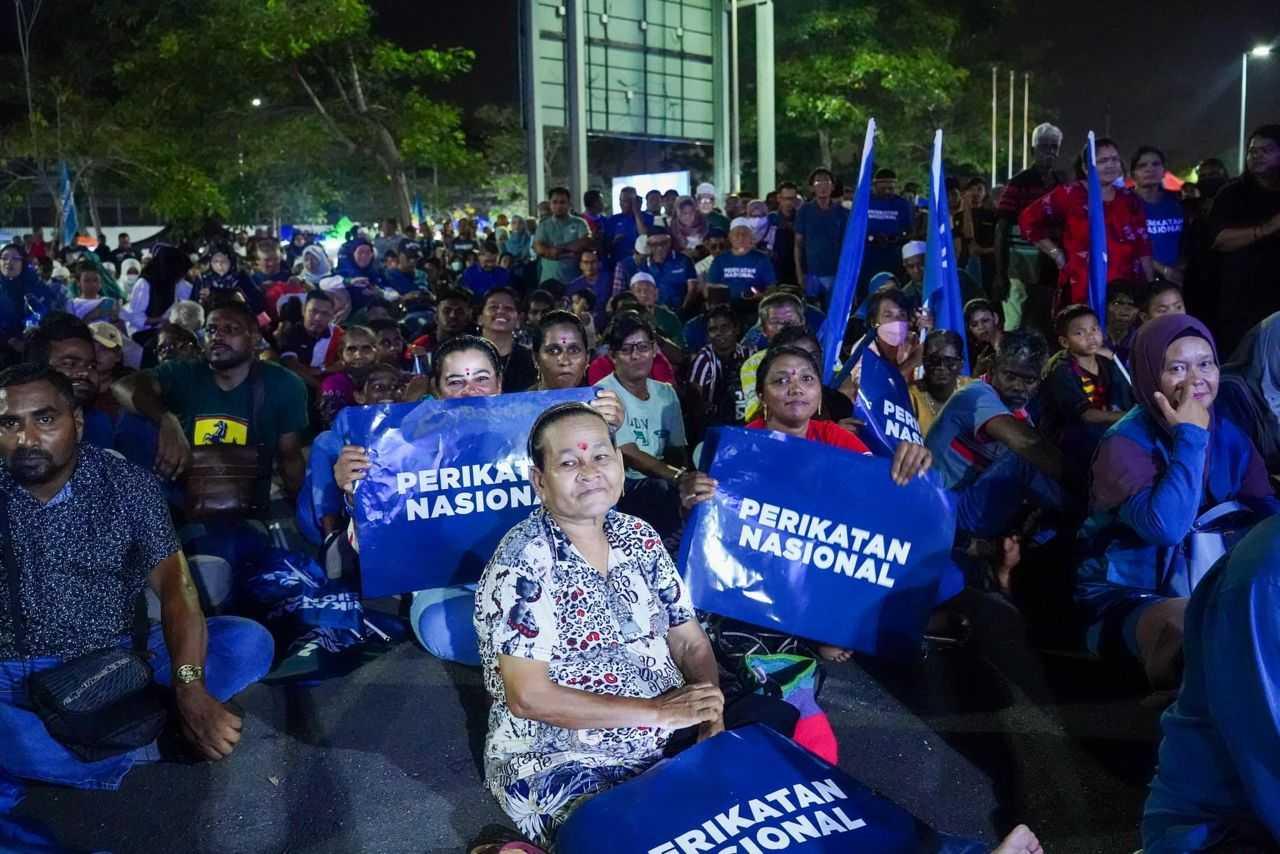 Orang India menghadiri acara anjuran Perikatan Nasional menjelang pilihan raya yang akan diadakan di enam negeri. Gambar: Facebook