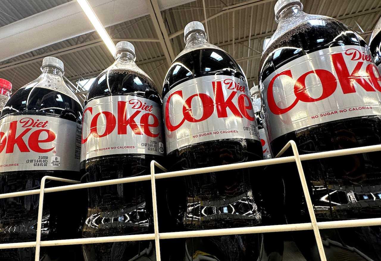Bottles of Diet Coke are seen on display at a market in New York City, New York, June 28. Photo: Reuters
