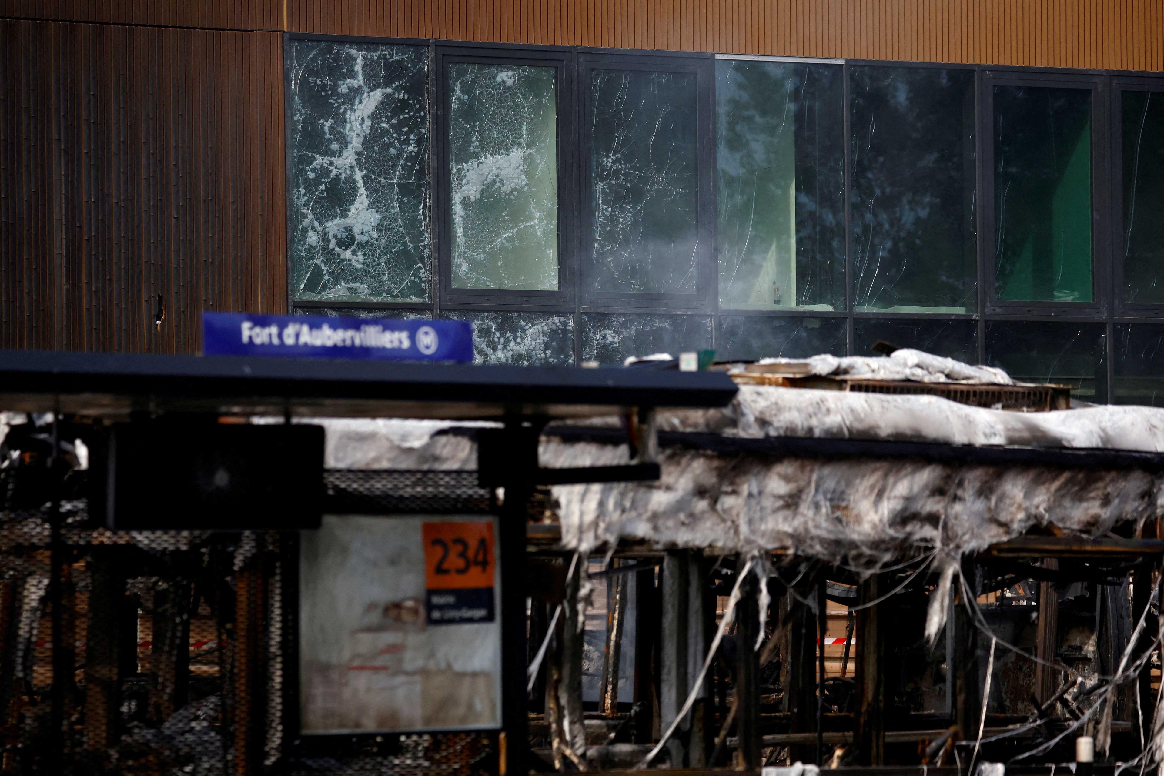 View of damaged windows of the building site of the Paris 2024 Olympics' aquatic training centre near a bus depot damaged during clashes between protesters and police, in Aubervilliers, near Paris, France, June 30. Photo: Reuters