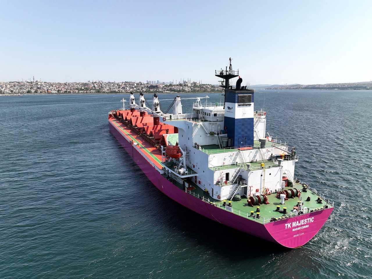 Saint-Kitts-and-Nevis-flagged bulker TK Majestic, carrying grain under the UN's Black Sea grain initiative, waits in the southern anchorage of the Bosphorus in Istanbul, Turkey, July 15. Photo: Reuters