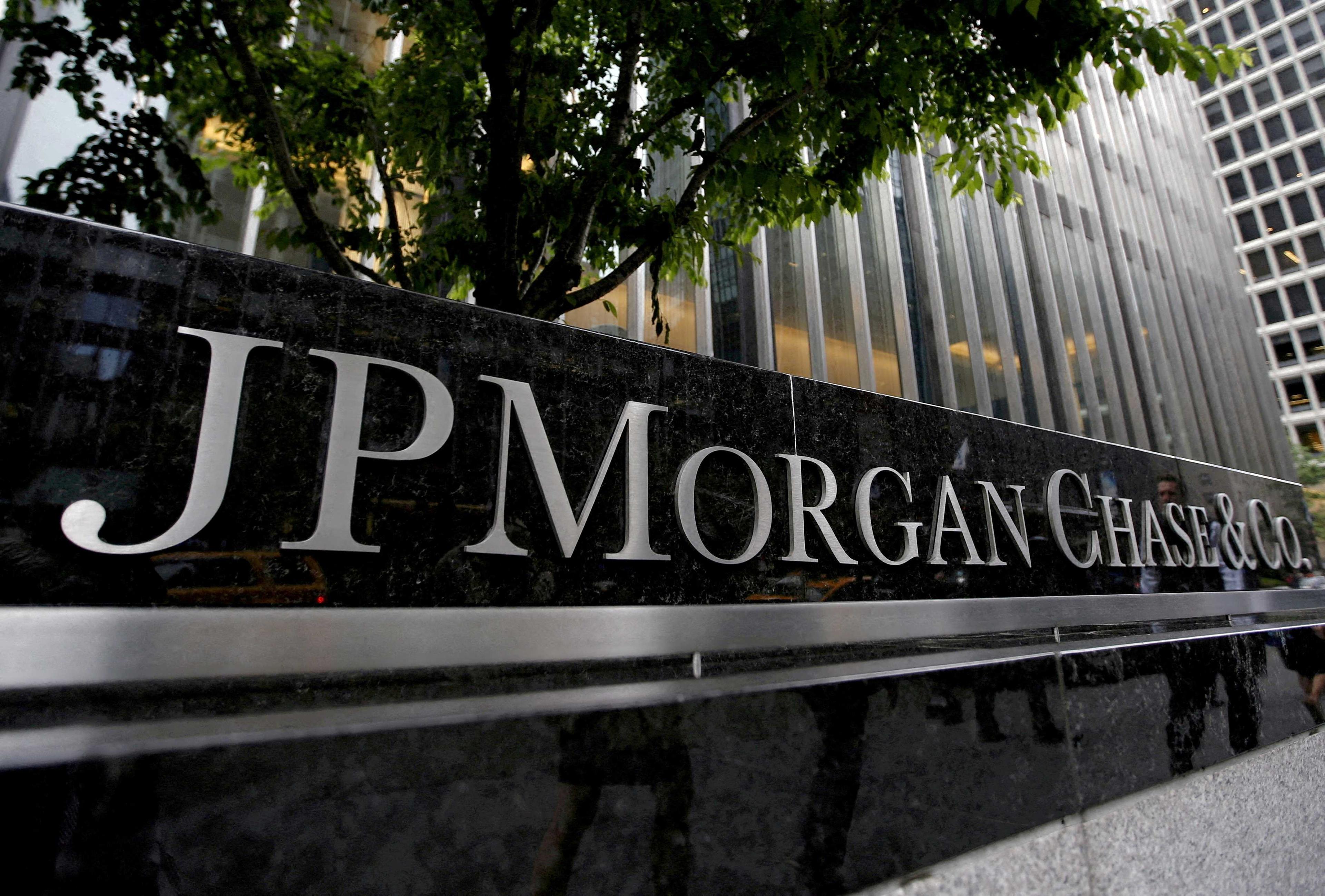 A view of the exterior of the JPMorgan Chase & Co corporate headquarters in New York City May 20, 2015. Photo: Reuters
