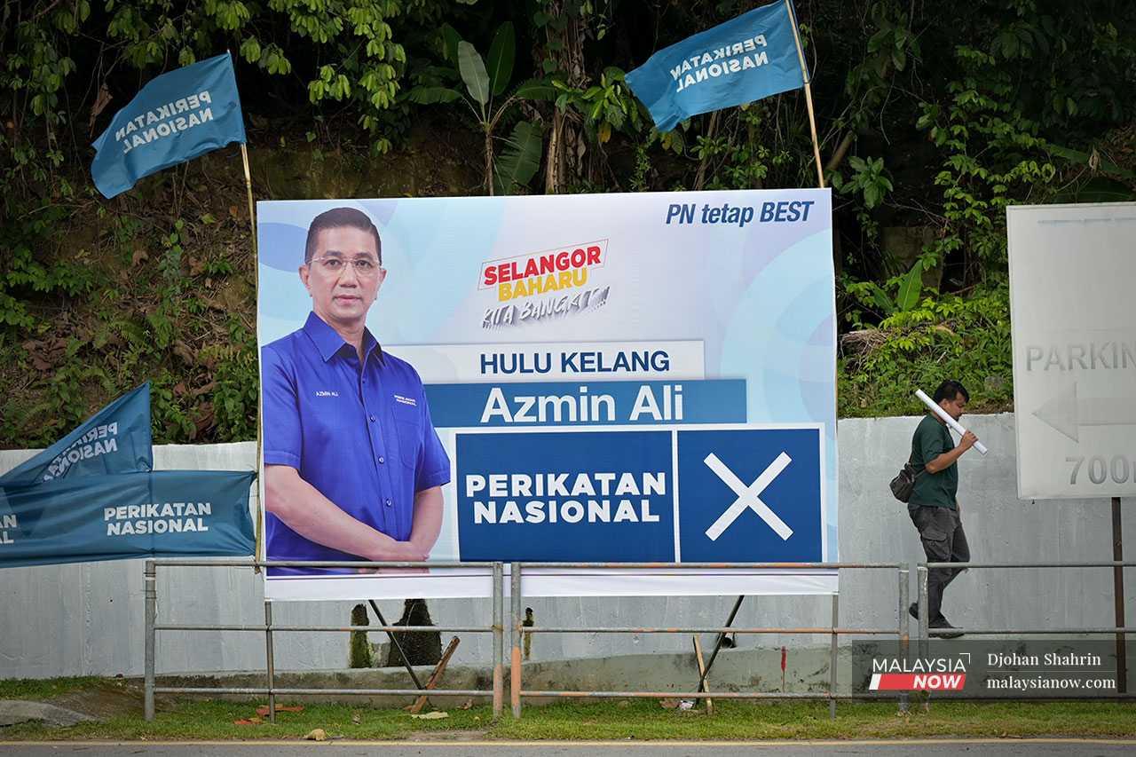 Mohamed Azmin Ali, the former menteri besar of Selangor, will be running for the seat of Hulu Kelang. 