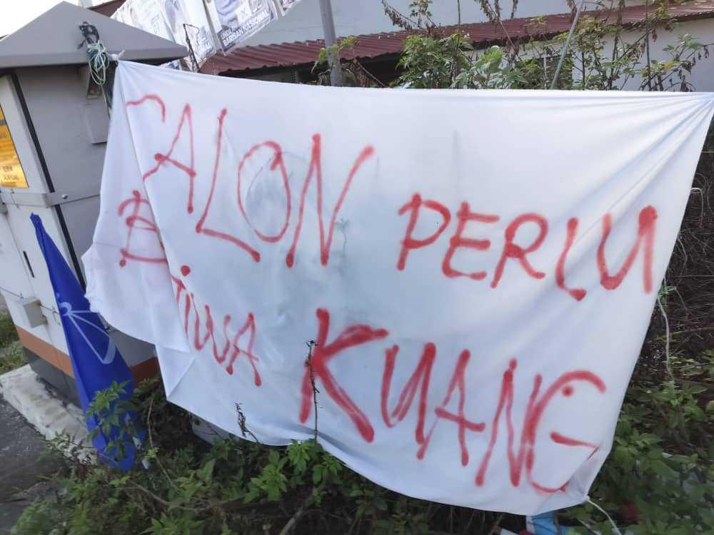 A banner in Kuang supporting local candidates ahead of the Selangor state election on Aug 12.