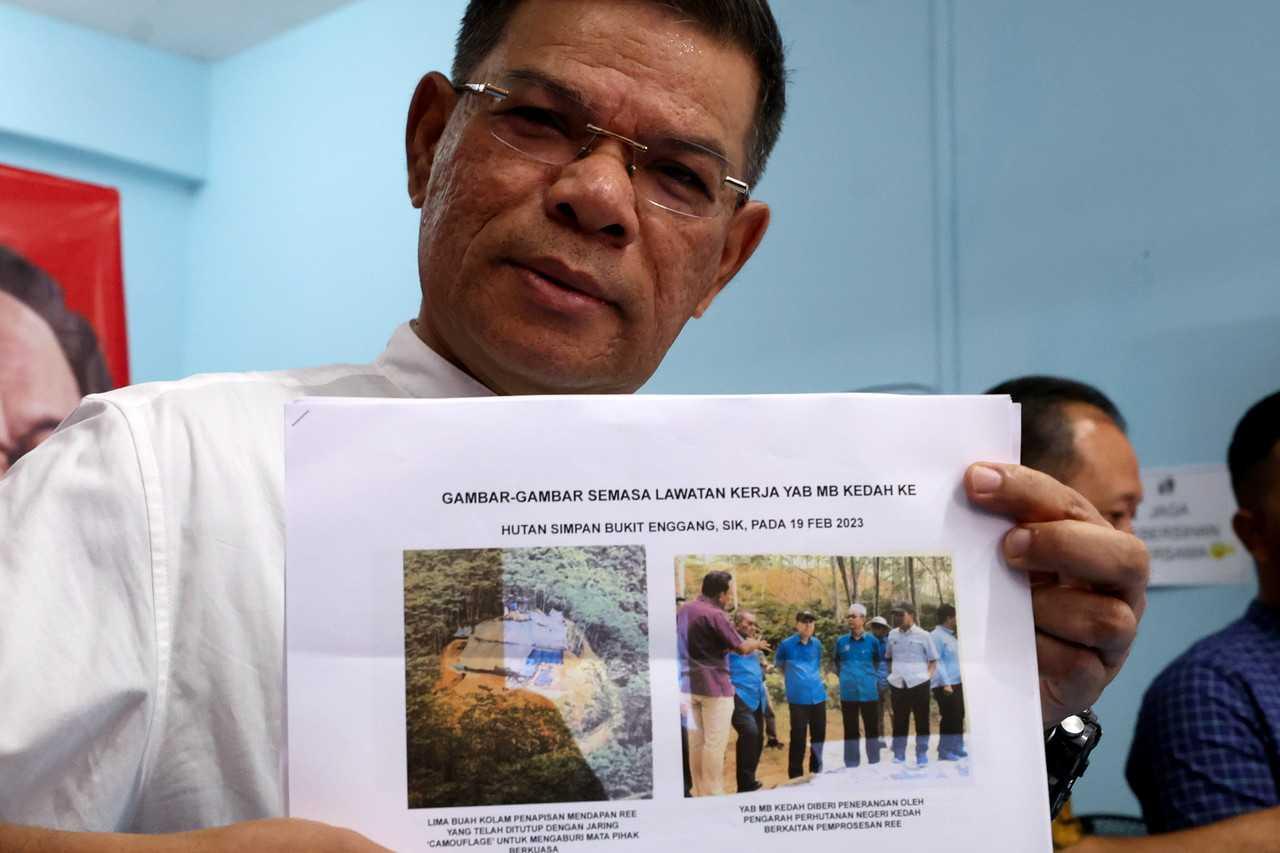 Home Minister Saifuddin Nasution Ismail speaks about Kedah Menteri Besar Muhammad Sanusi Md Nor and the rare earth elements issue at a press conference in Alor Setar, Aug 3. Photo: Bernama
