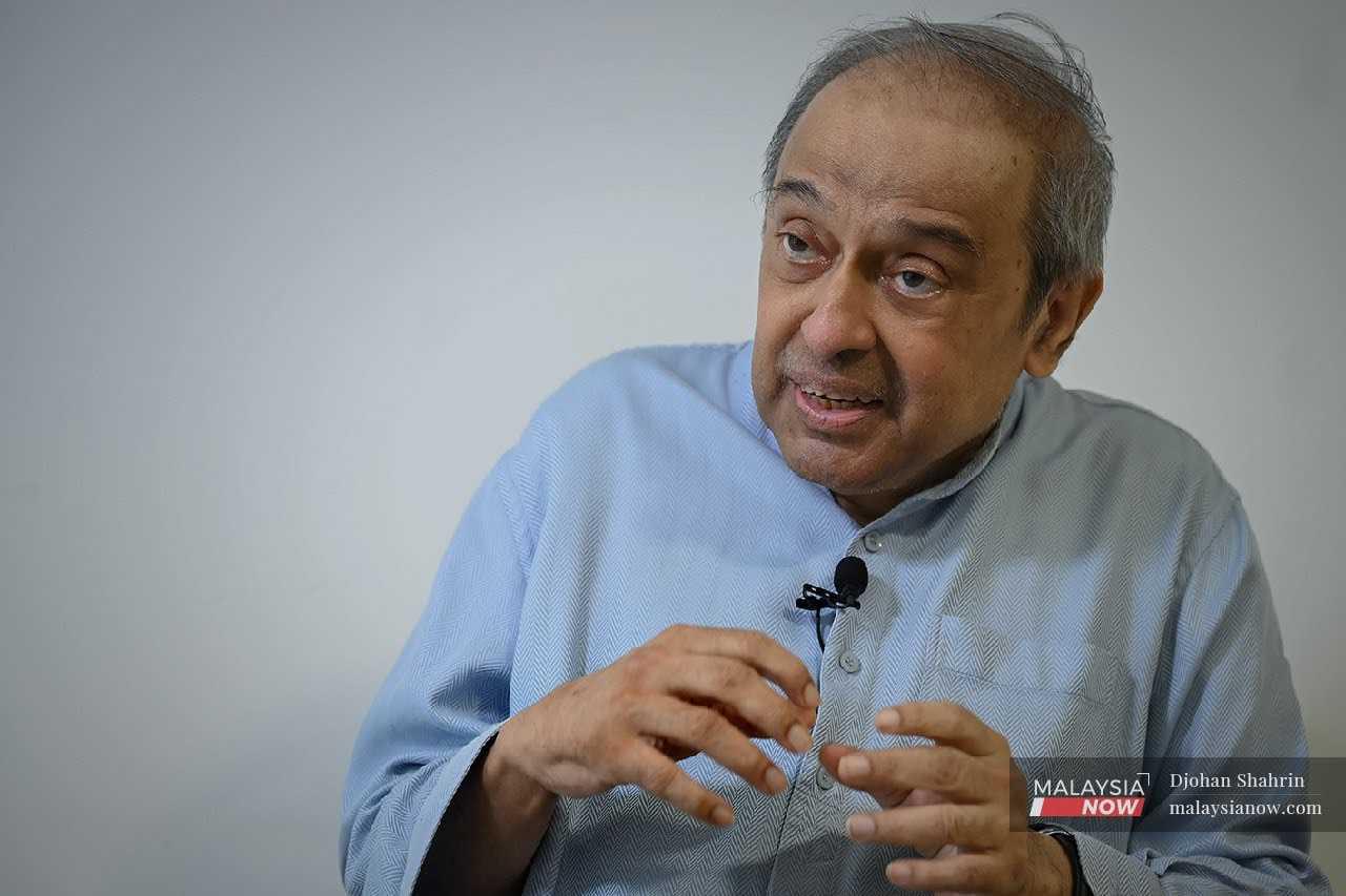 Ahli akademik dan pengkritik sosial terkemuka Chandra Muzaffar.